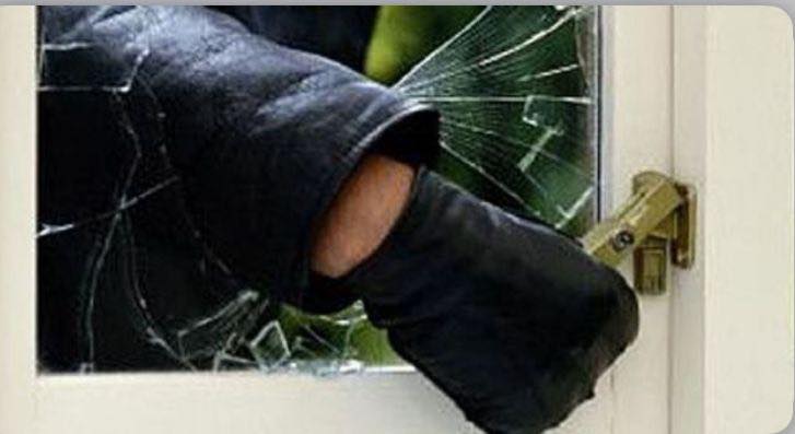 Investigan dos robos bajo la modalidad escruche en el barrio Lomas del Carmen