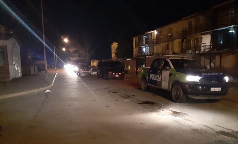 “Dale, nos van a tener que matar”: tres heridos tras un tiroteo entre grupos rivales