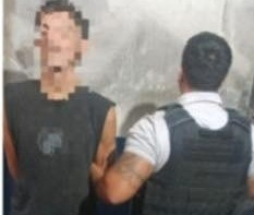 Intentó manipular motos secuestradas detrás de la Comisaría y fue aprehendido con un cuchillo
