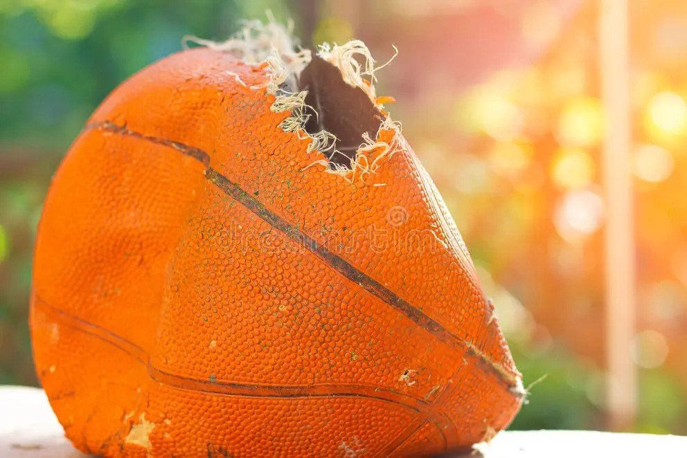 Crónica de un fracaso: Pergamino Básquet descendió entre la improvisación y el silencio