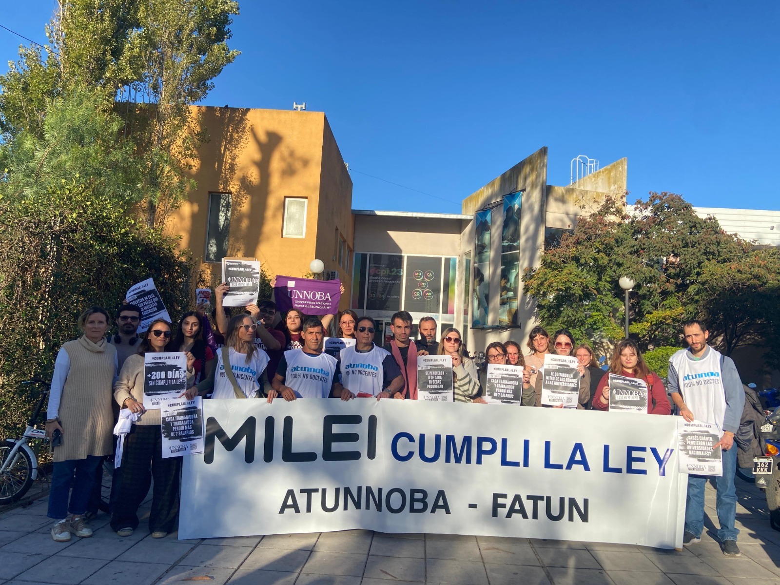 NoDocentes universitarios profundizan a el plan de lucha tras el respaldo histórico de las comunidades