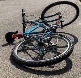 Le robaron la bicicleta a un adolescente tras hacerlo caer de su rodado