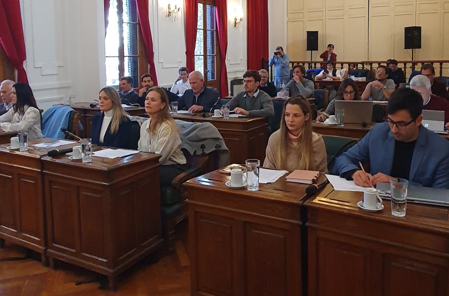 Fuertes advertencias del oficialismo a las prestadoras de gas por las demoras en extender la red