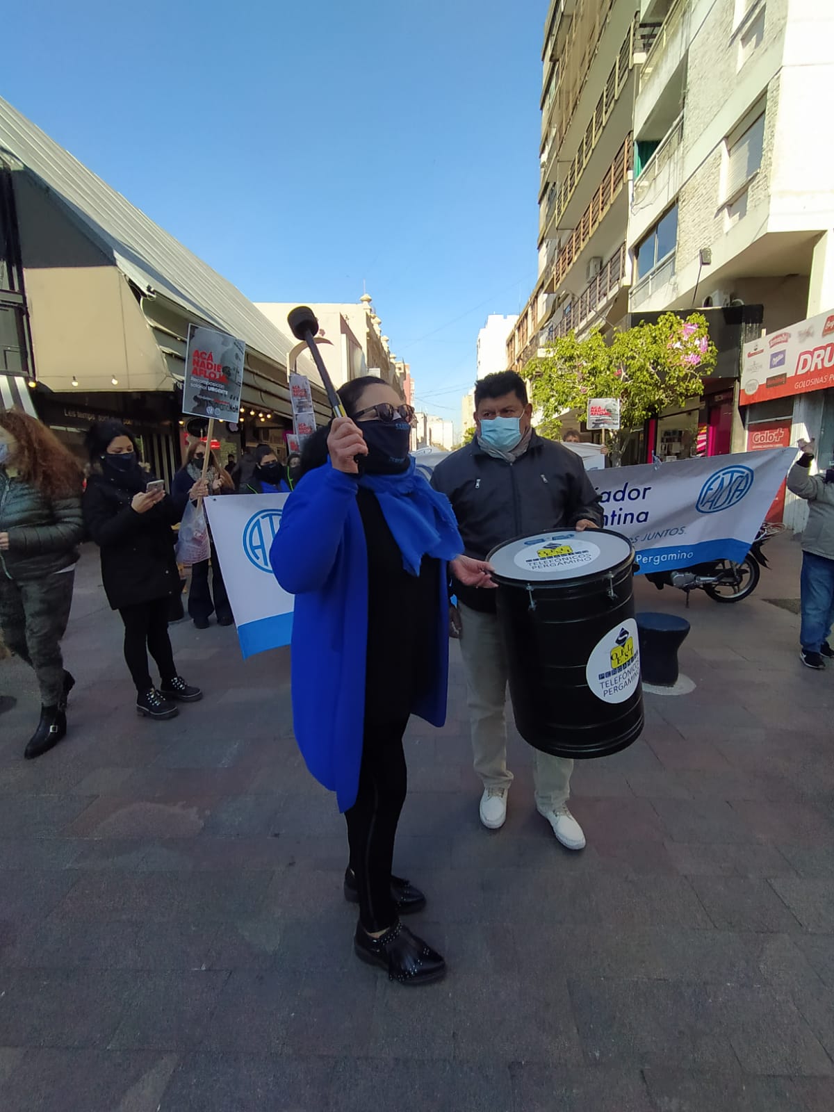 Trabajadores De La Sanidad Se Manifestaron En Reclamo De Una Mejora ...