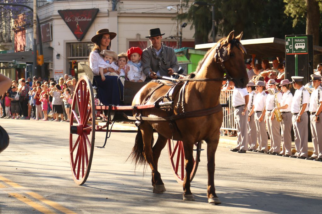 desfile-tradicionjpg