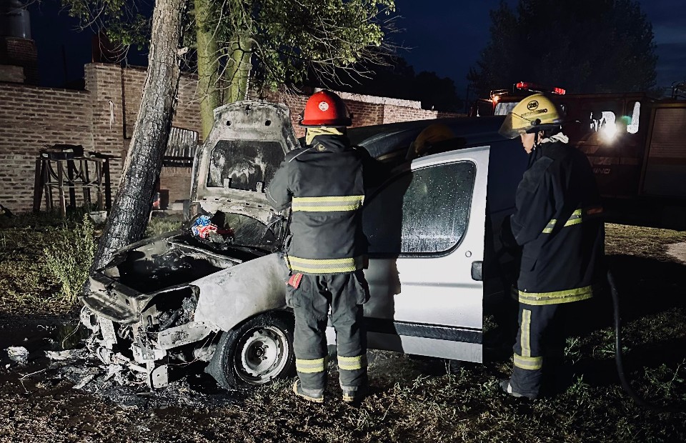 bomberos año nuevo 5.jpg