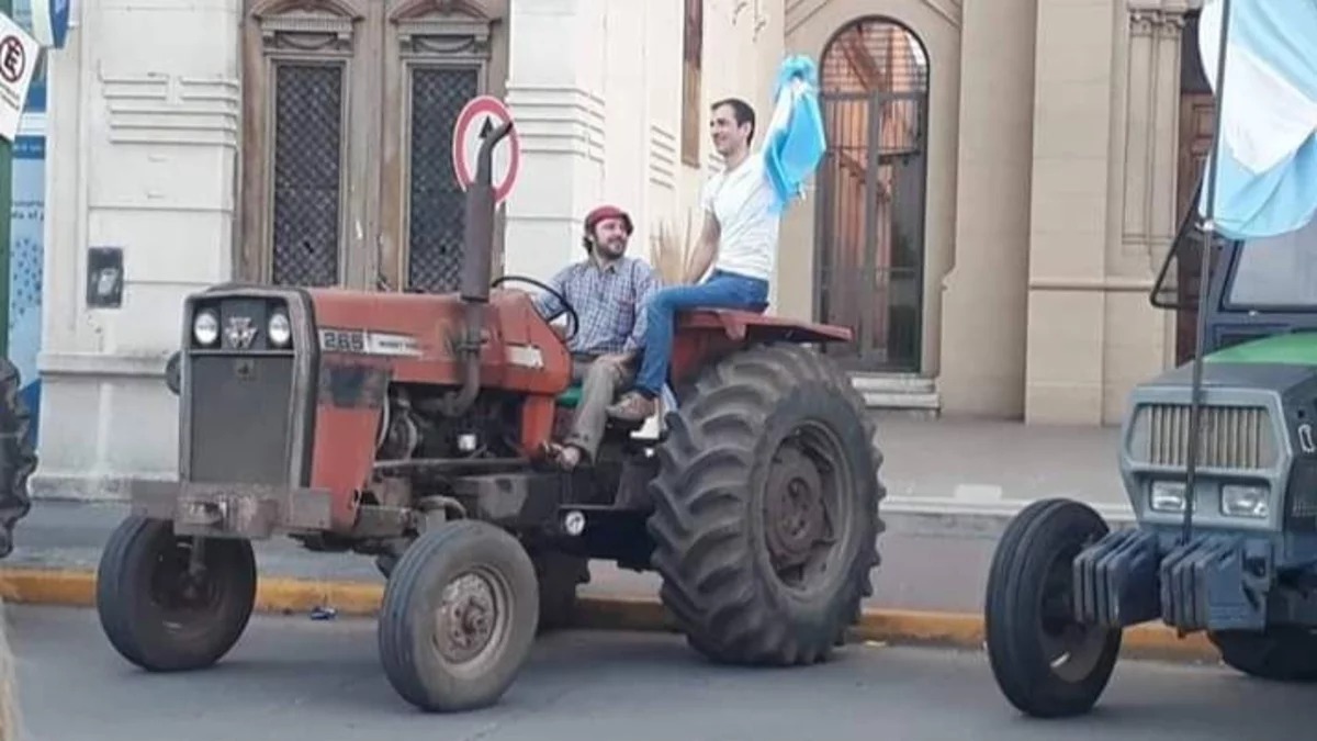 petrecca-tractorjpg