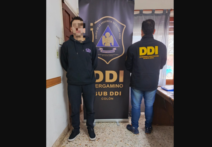 colon-detenidopng