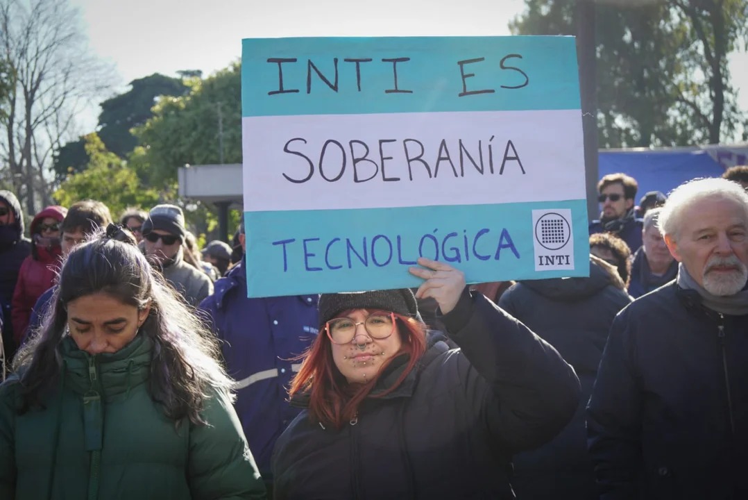 inti-carteljpg