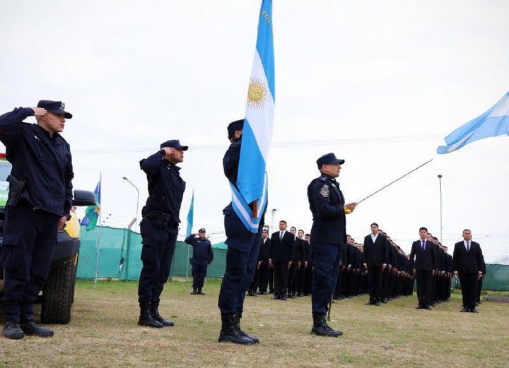 escuela-policiajpg