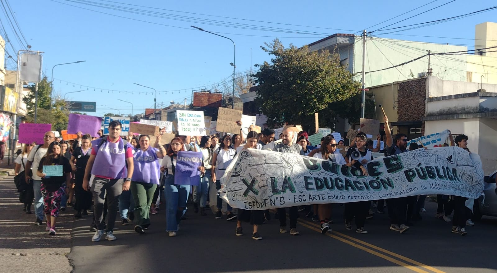 marcha-unnobajpg