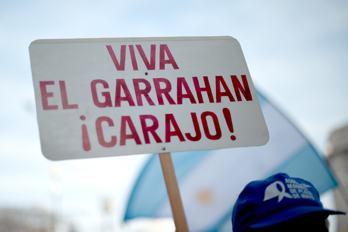 cartel-garrahanjpg